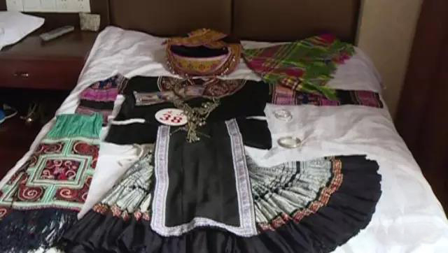 文山州傳統(tǒng)民族服飾參加民族服飾賽裝節(jié)
