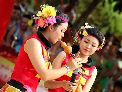 云南少數(shù)民族服飾更別具美感，勝過多數(shù)美景